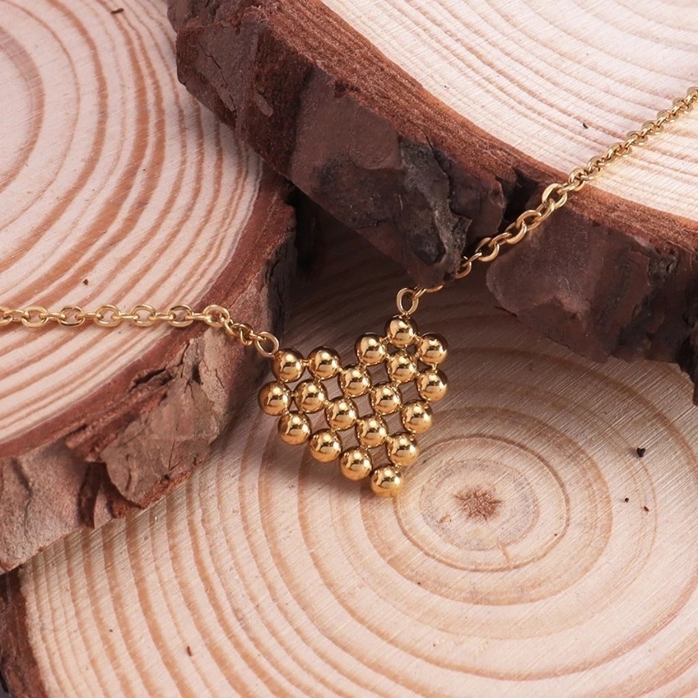 18k Gold Plated Heart Choker Pendant Necklace - Picture 3 of 8
